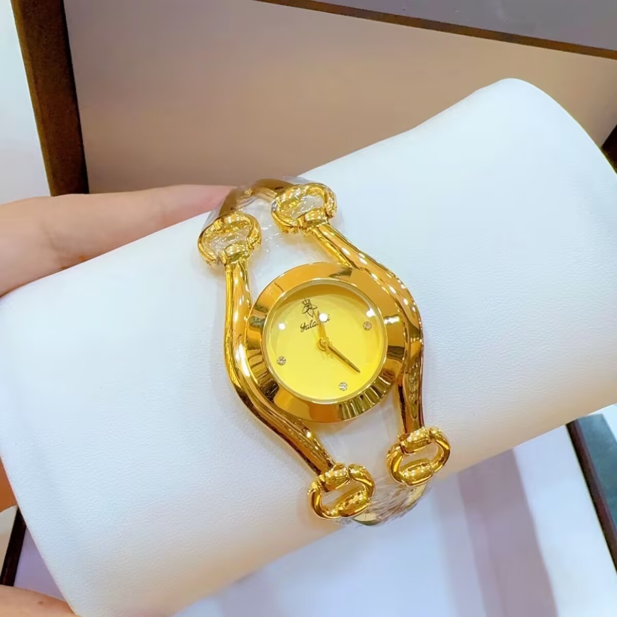 Jewelry Watches & Accessories - ساعة فرنسية جديدة مطلية بالذهب عيار