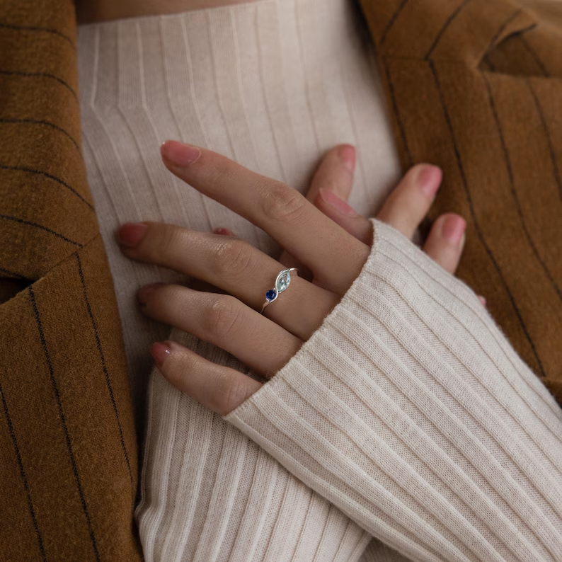 خاتم DOREMI مقاوم للماء ومقاوم - مراجعة Birthstone Ring Set وسعره