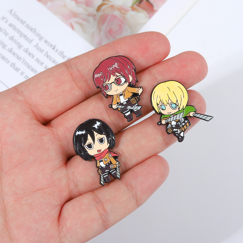دبابيس المينا Eren Chibi ، شار - مراجعة Levi Jewelry & Watches Inc وسعره