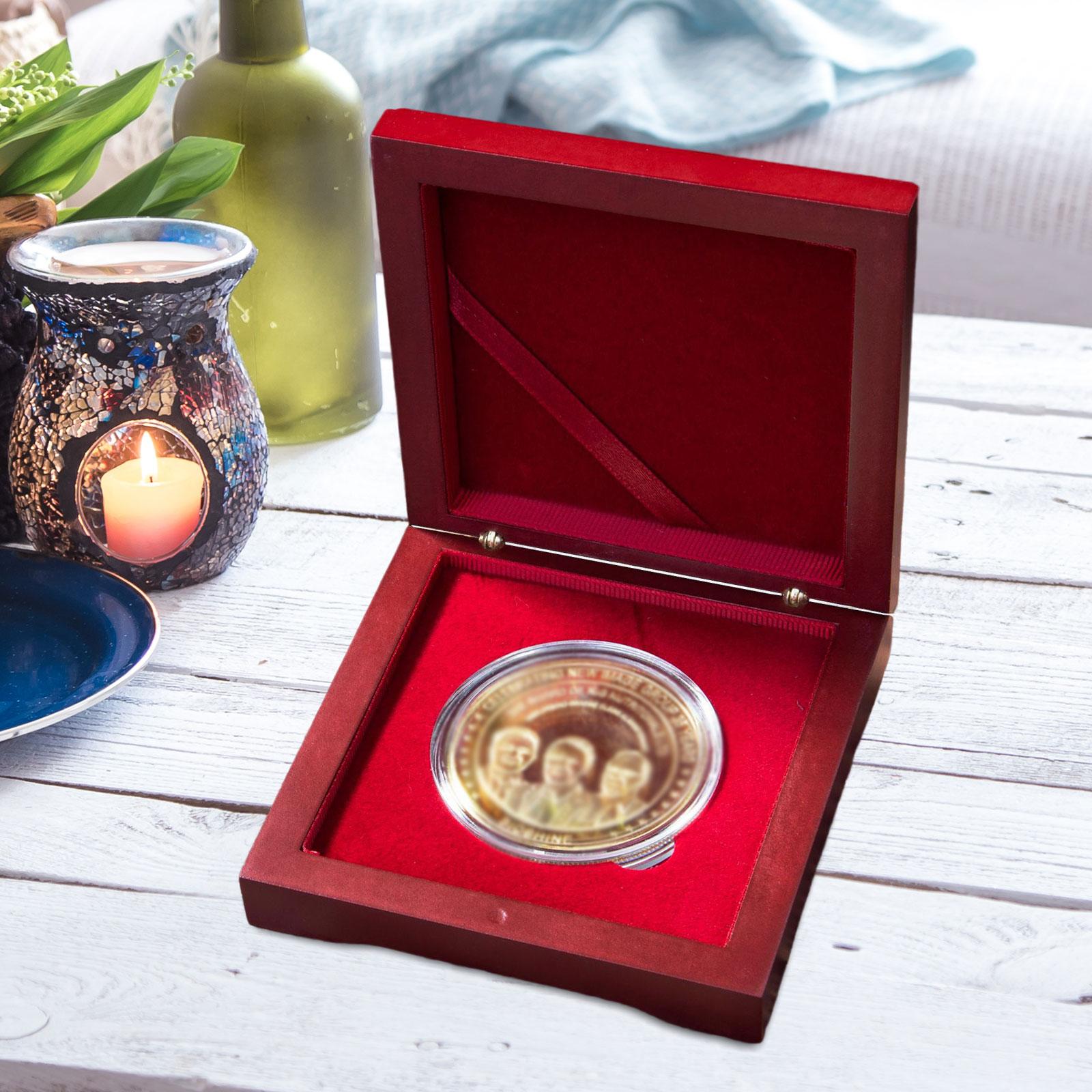 ميدالية صندوق عرض حامل العملات - مراجعة Collectors Coins Jewelry & Watches Of Smithtown Reviews وسعره