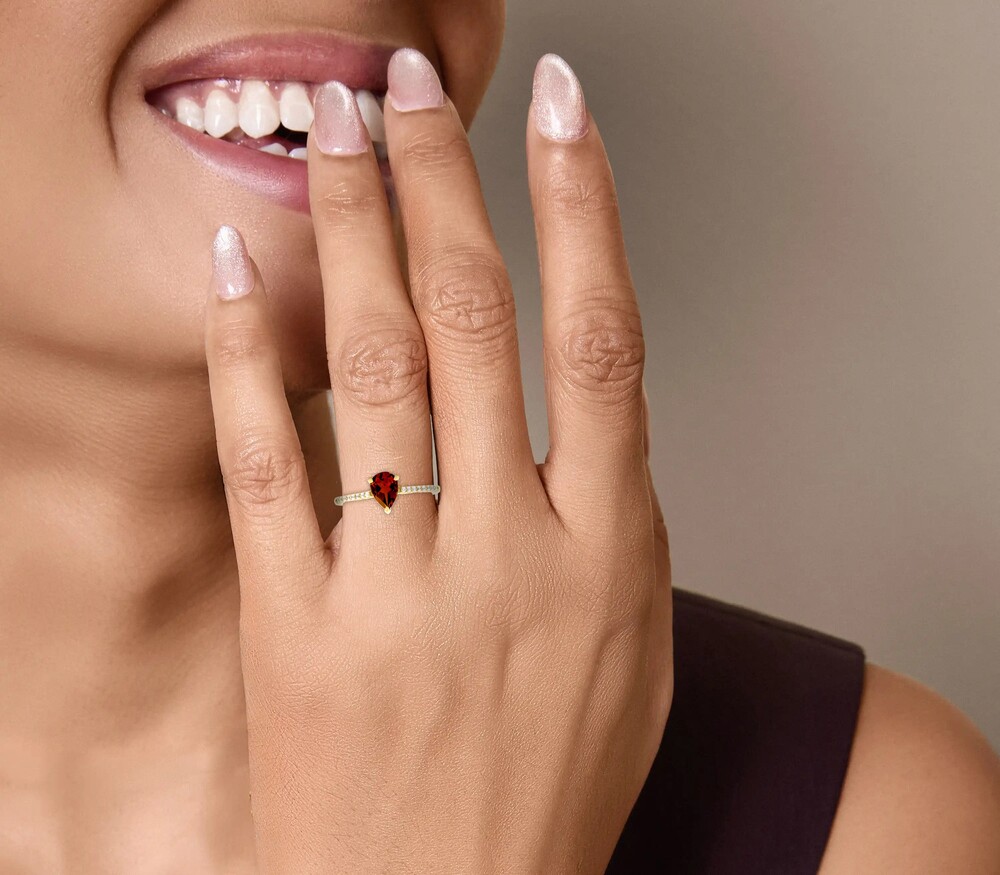 خاتم حجر الميلاد المخصص، مرصع  - مراجعة Birthstone Ring Set وسعره